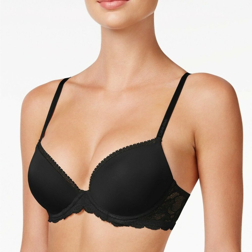 NWT Calvin Klein Seductive Comfort Lace Demi Bra